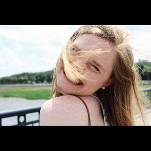 Meet your Posher, Harper